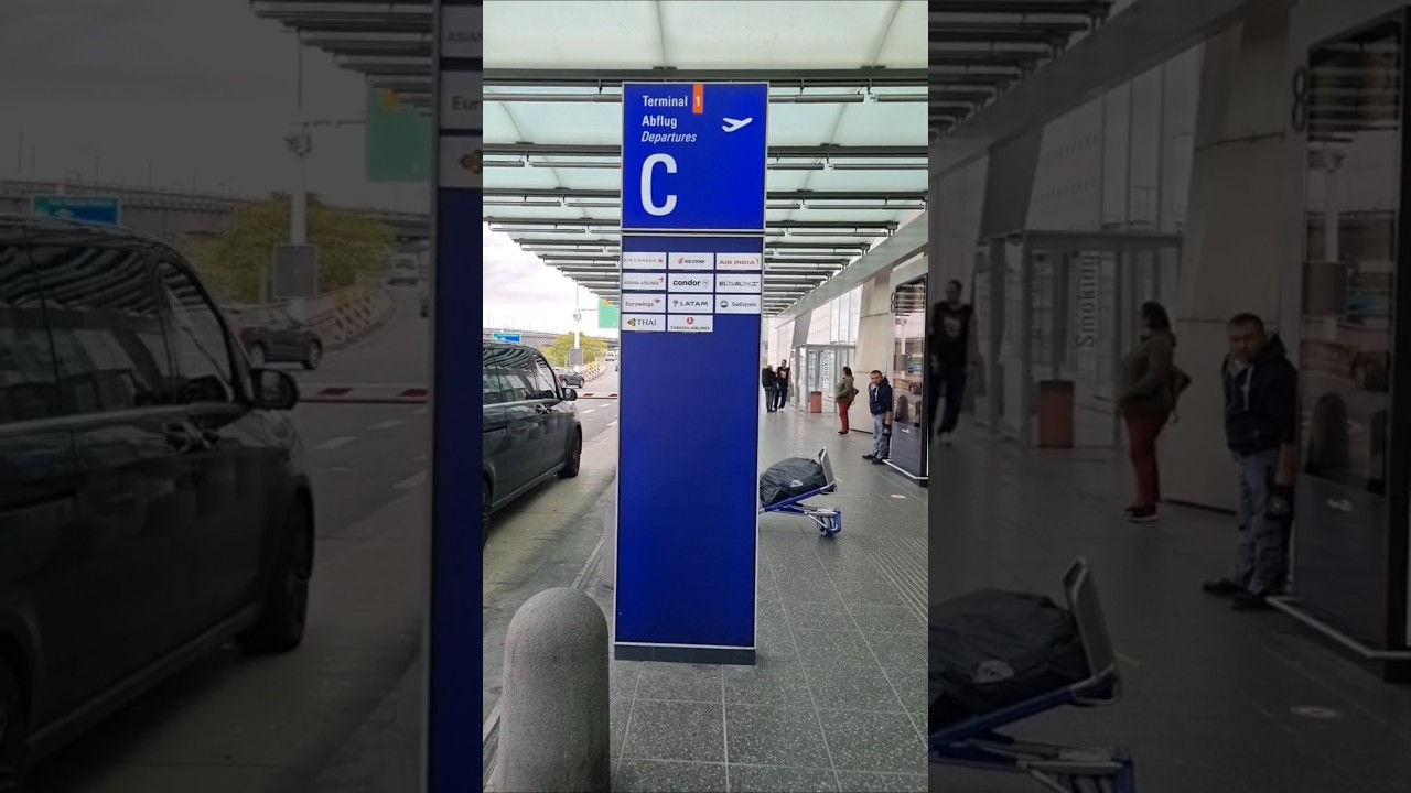 Frankfurt/ Flughafen & Terminal 1/ Abfertigungshalle C. 👍✈️ #flughafen  #travel #music  #frankfurt
