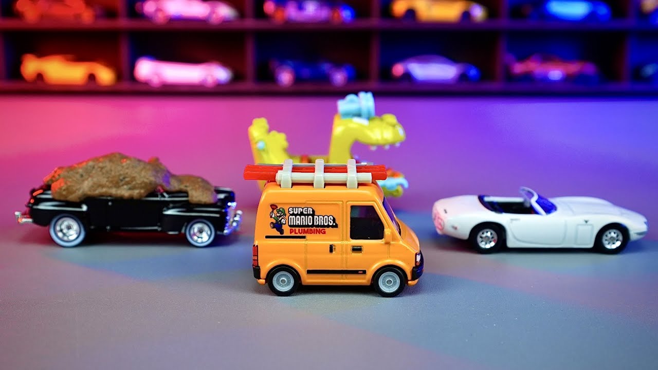 Unboxing Hot Wheels Retro Entertainment Case