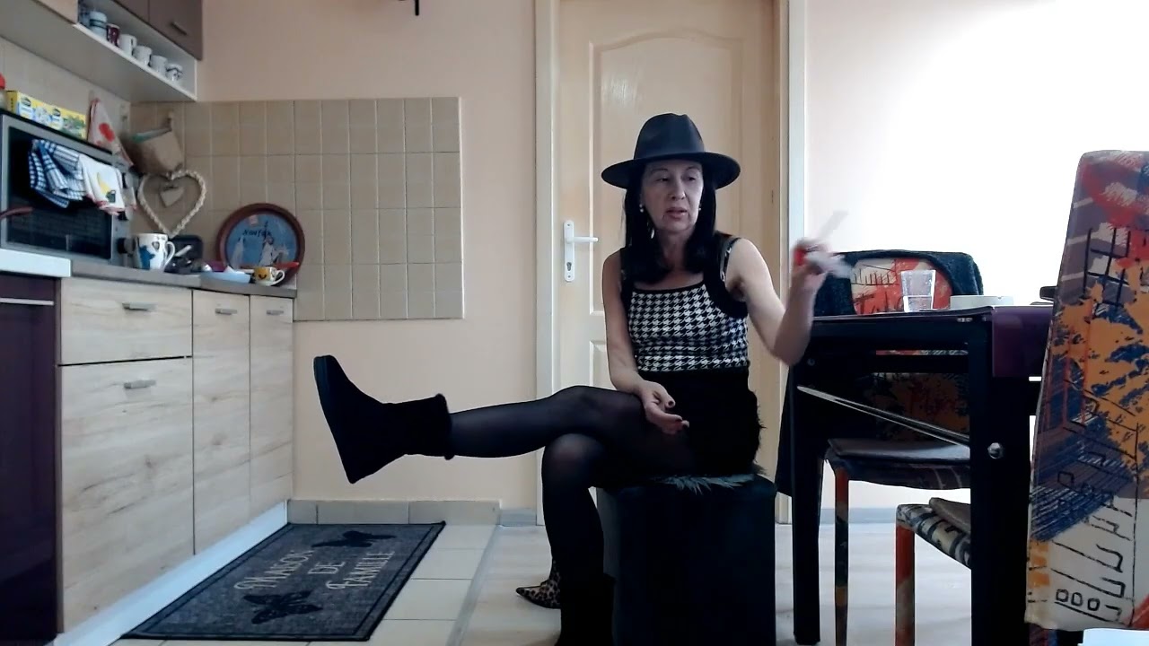 bottines noires en daim de marque 5th avenue