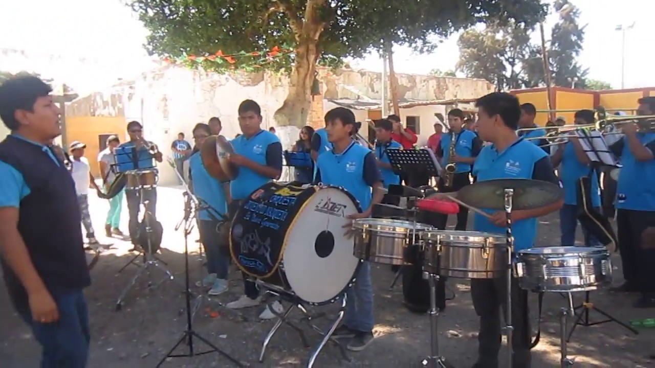 CABALLO VIEJO - Banda Orquesta 