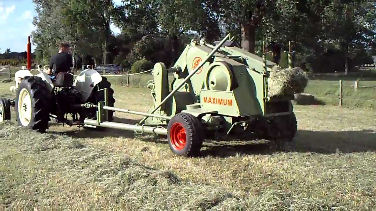 david brown 880 met claas maximum pers,gert  jan aan het hooipersen