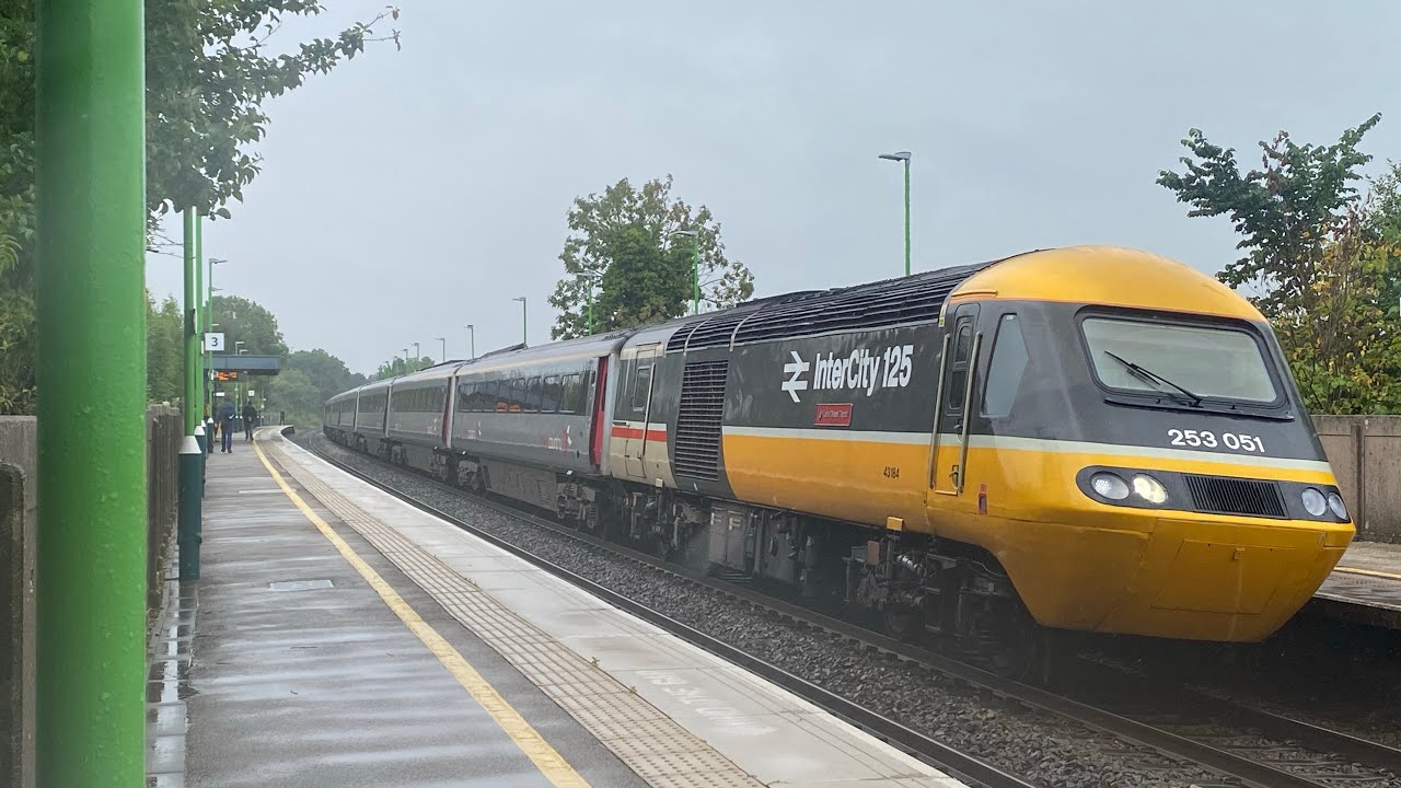 Trains at Tamworth Station Friday 18th August 2023￼
