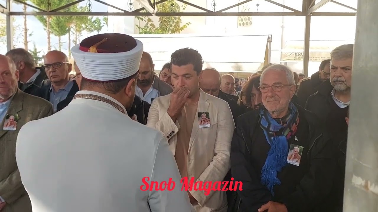 Billur Kalkavan son yolculuğuna uğurlandı! Şarkıcı Berksan gözyaşlarına boğuldu