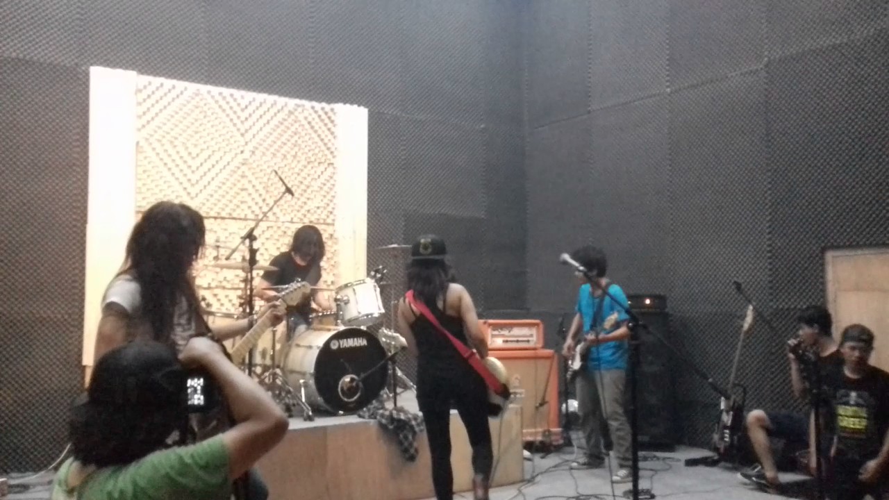 Bloody marie live in anatomia do grunge 2