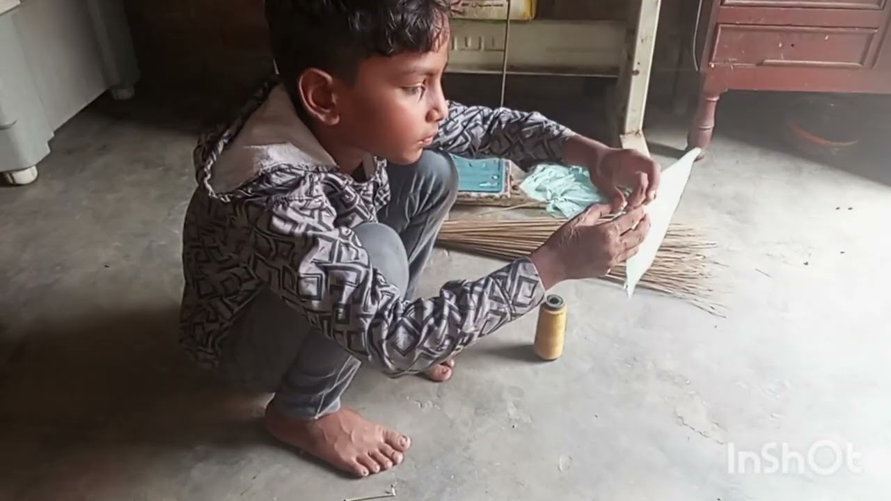 Aaj ka block bada bhai patang banaa Raha 