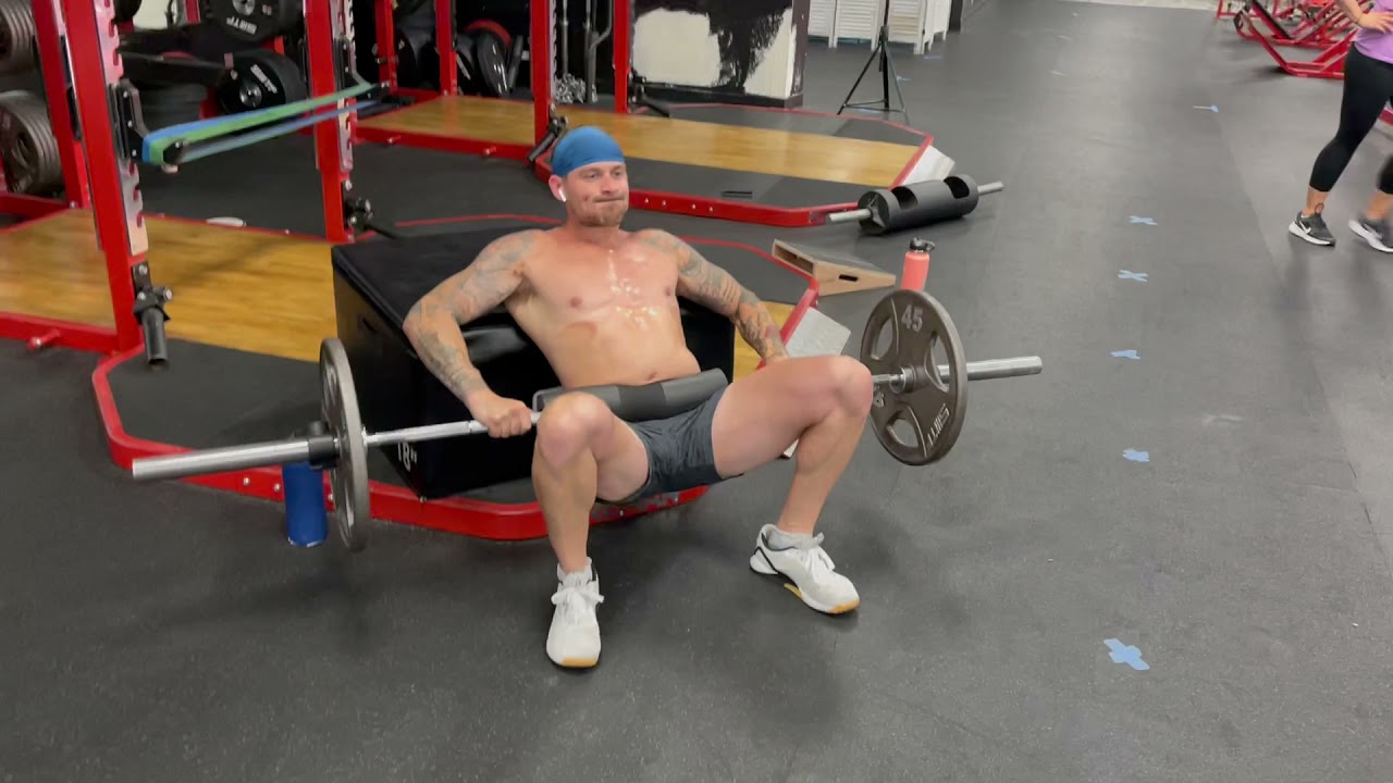 21.04.11. barbell hip thrust