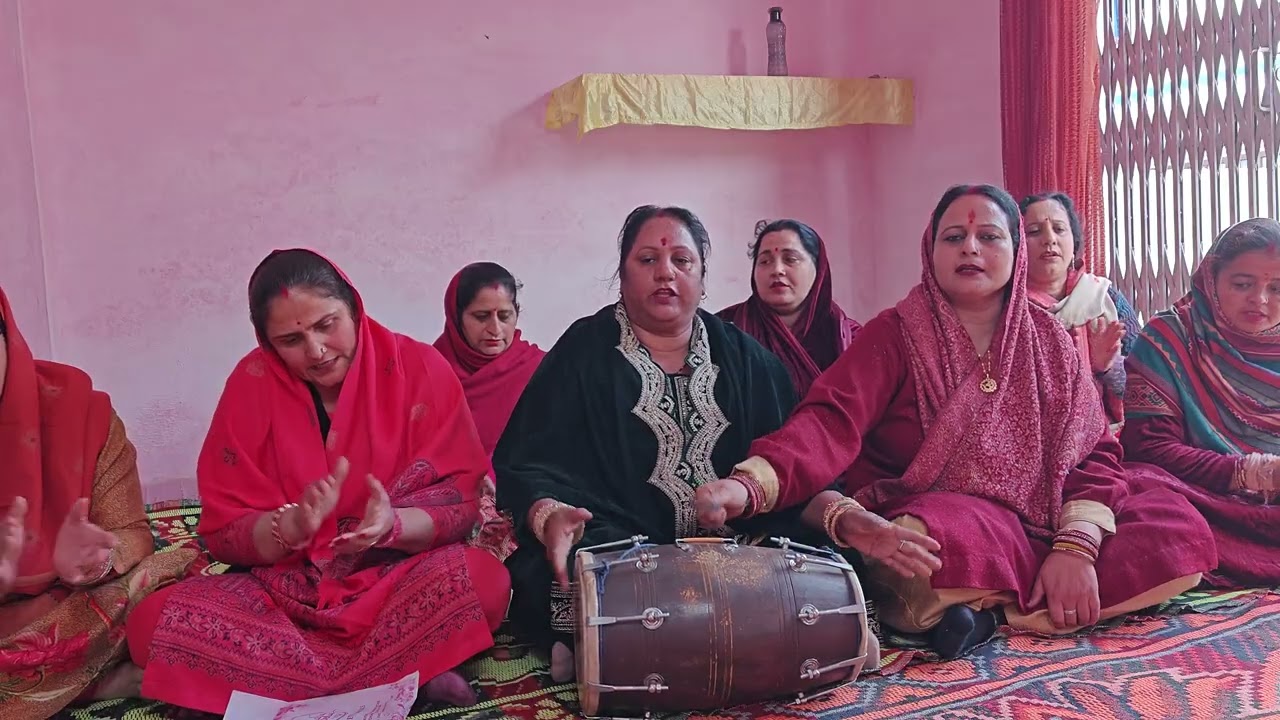  मेरी मैया दे घूँघरू शेल बजदे...... माता का भजन 