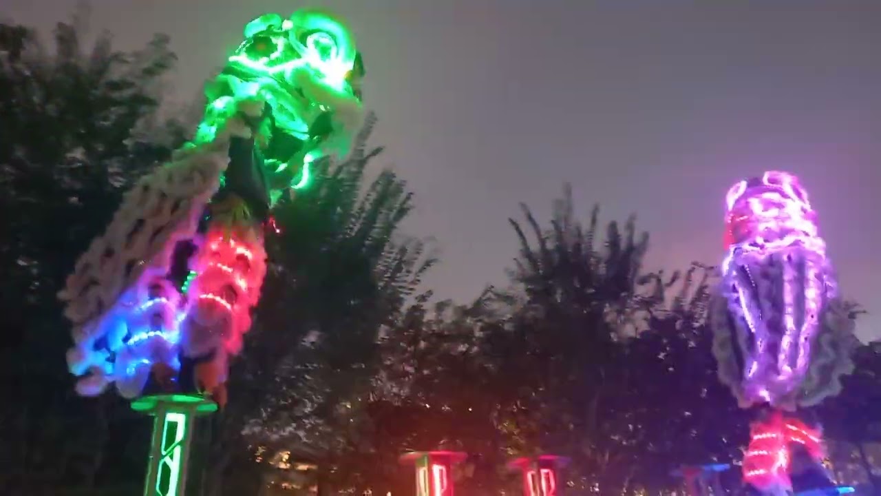 Acrobatic LED Lion Dance at Bamboo Hills on 28 Feb 2026 (CNY Day 12 - 年十二)