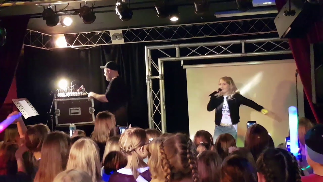 Fight Song - Ina Hofer