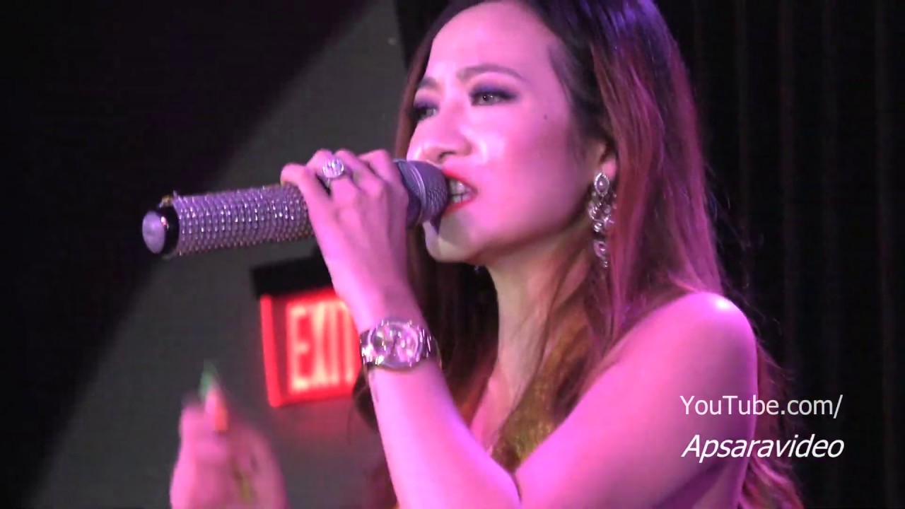ស្វារាំម៉ុងឃីស Sva Ram Monkey - Aliza sings at The Gardens Casino for the Lunar New Year Party