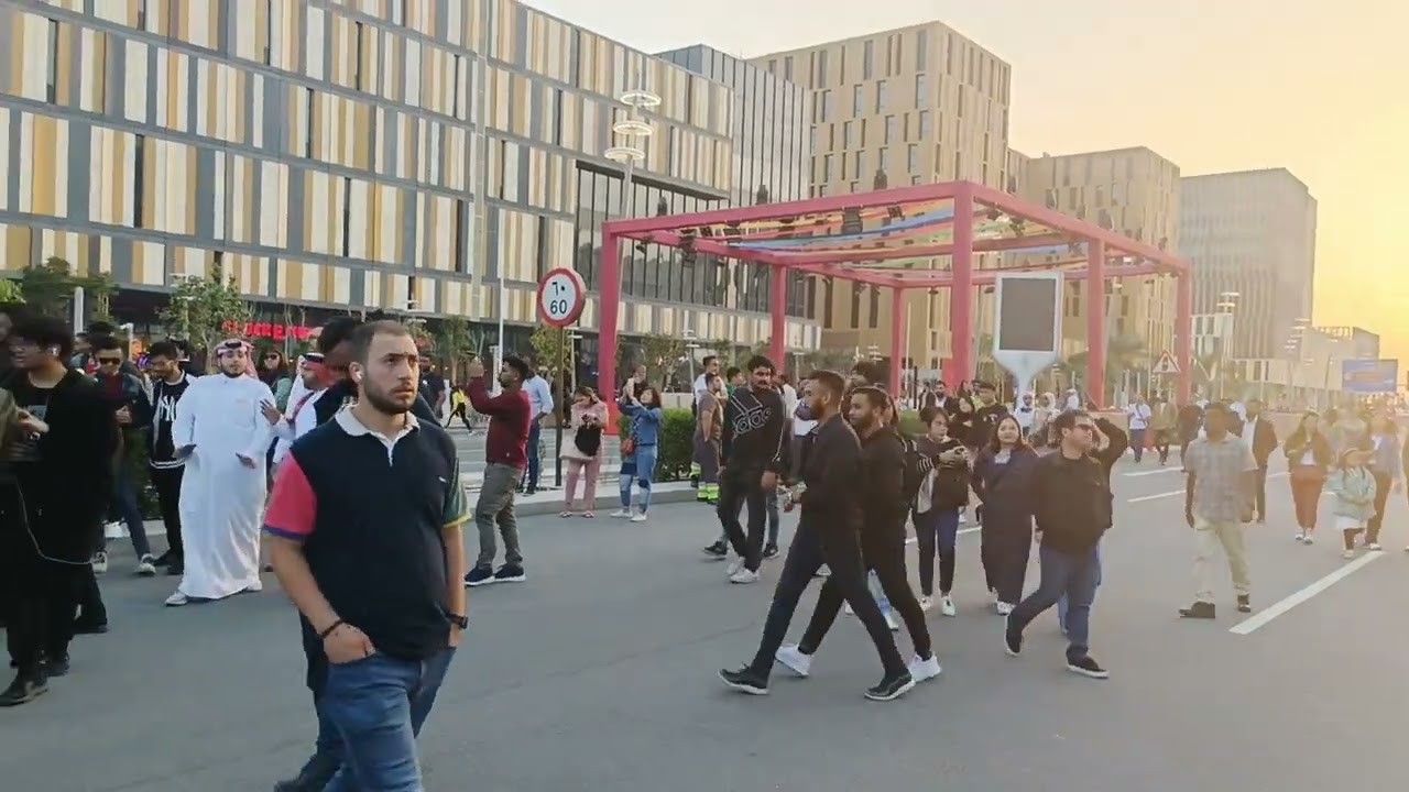 Qatar Airways Feel The Thrill biggest Crowd in lusail boulevard Qatar 22/Feb/2023#bestvideo91 #qatar