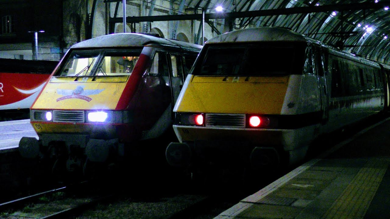 Evening Peak Trains at London Kings Cross, ECML | 02/01/19