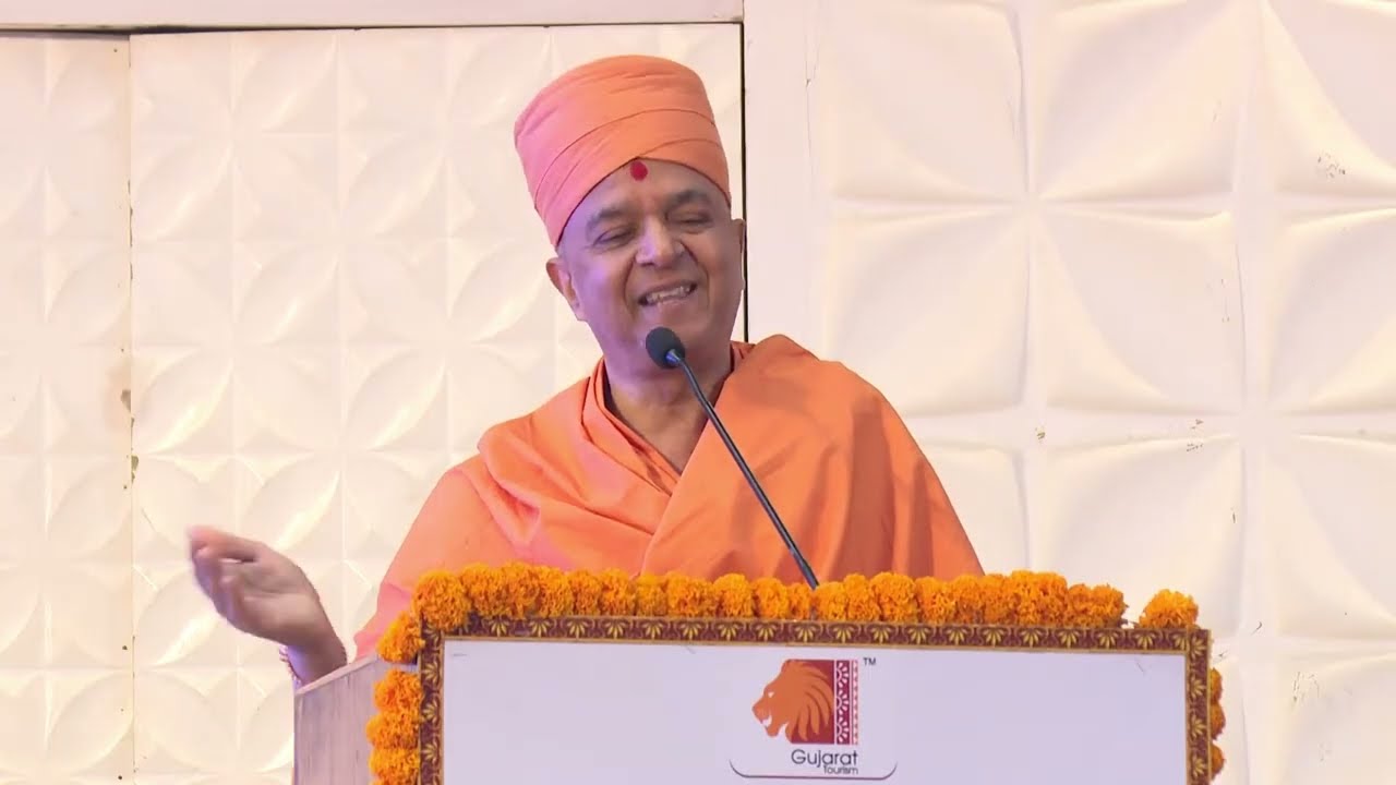 “Questioning the Self”: Pujya Brahmavihari Swami’s Powerful Message at BharatKool in Ahmedabad