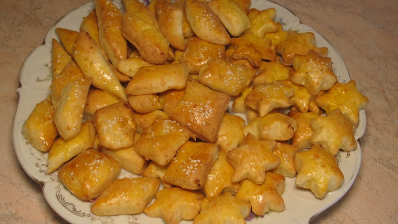 Хрупкави и мекички Соленки със сирене.Salatini con formaggio.