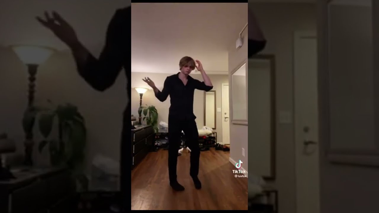 Dekusquad reacts to bakusquad TikToks||bad spelling||part10||🕷☂️|check desc, for the missing TikTok