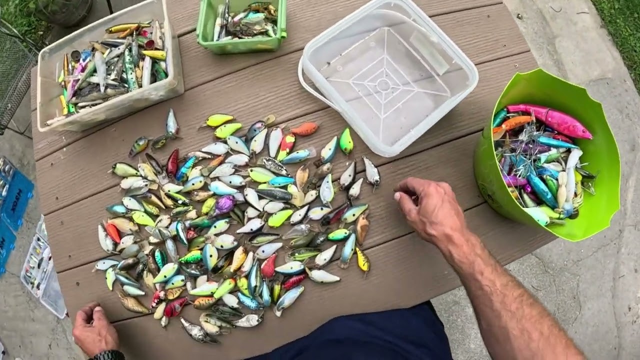 I've found about 1,500 fishing lures, here are most of them.