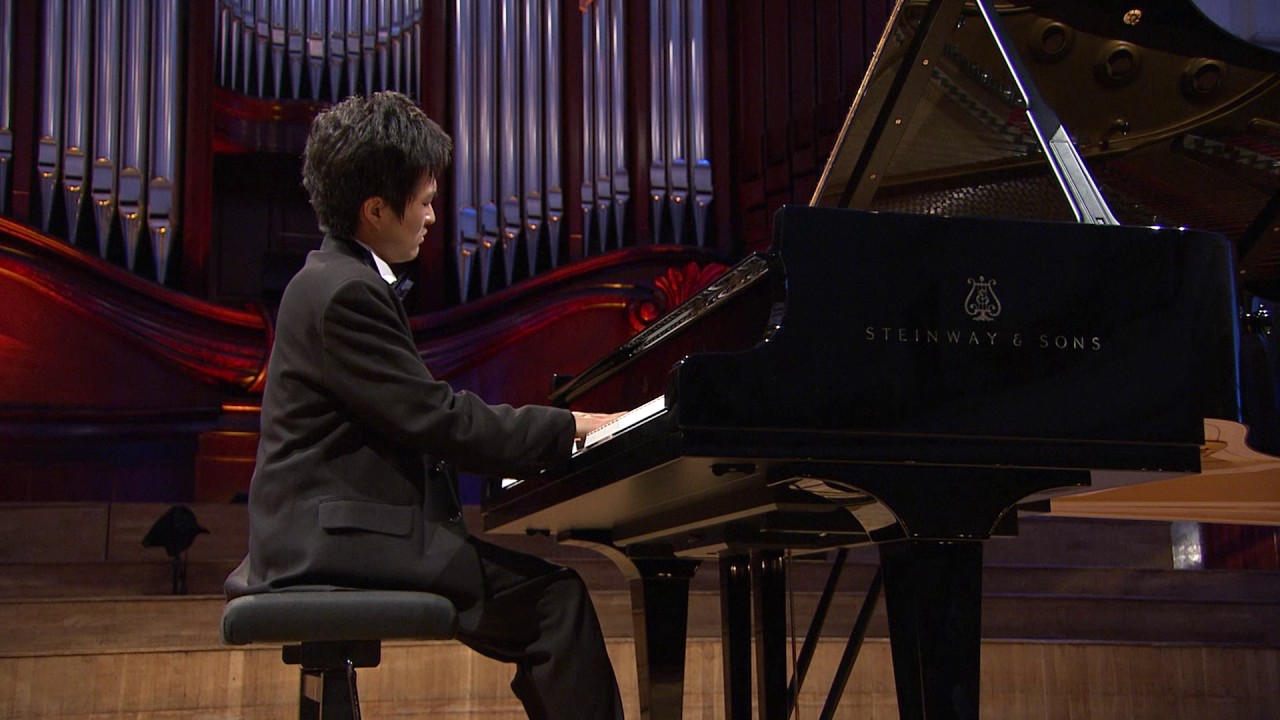 Da Sol Kim &ndash; Etude in C sharp minor, Op. 25 No. 7 (first stage, 2010)