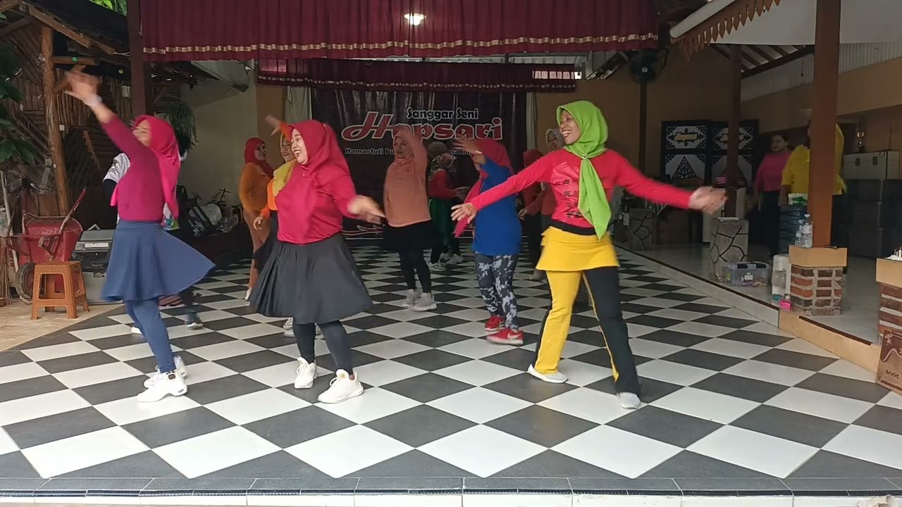 PAGI LINEDANCE BERSAMA HAPSARI #PART25