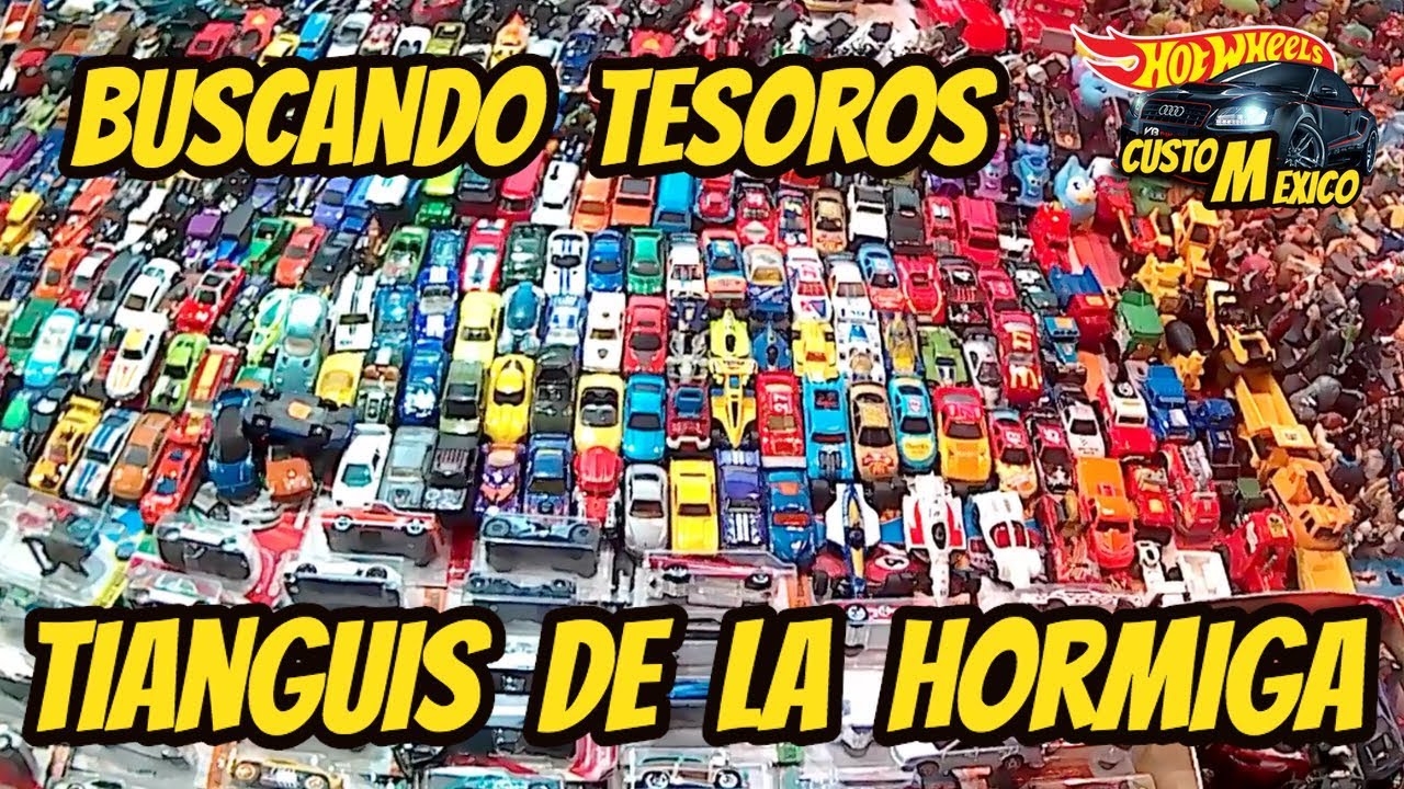 Buscando los mejores hot wheels  en un tianguis de pulgas