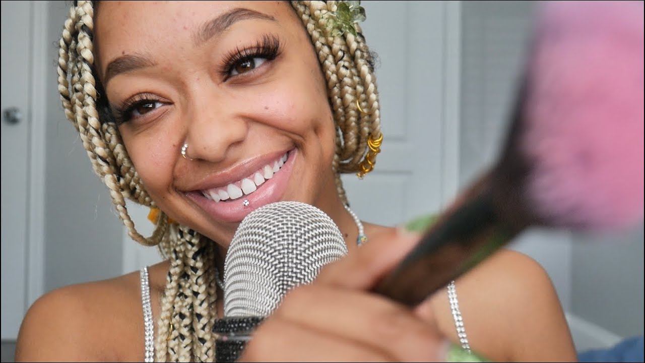 ASMR | mouth sounds + mic brushing, [tongue swirls, kisses] 😘💧