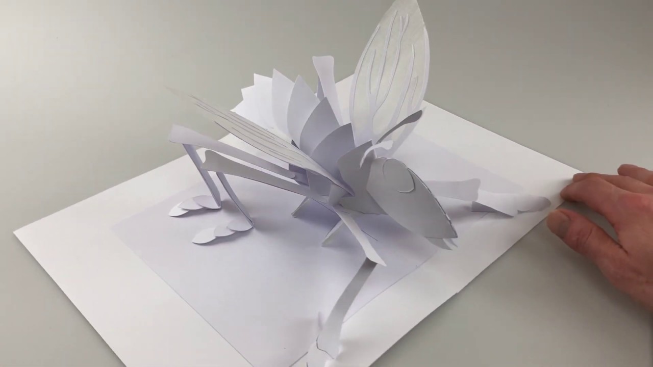 PopUpTober Day 28 - Bugs 🦟 insect hornet pop-up sculpture
