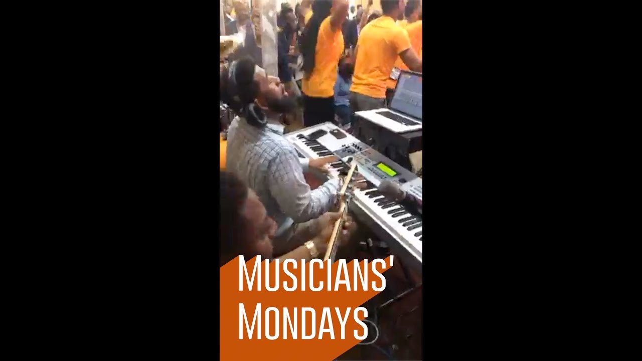 Musicians' Monday // Glenn Gibson praise break