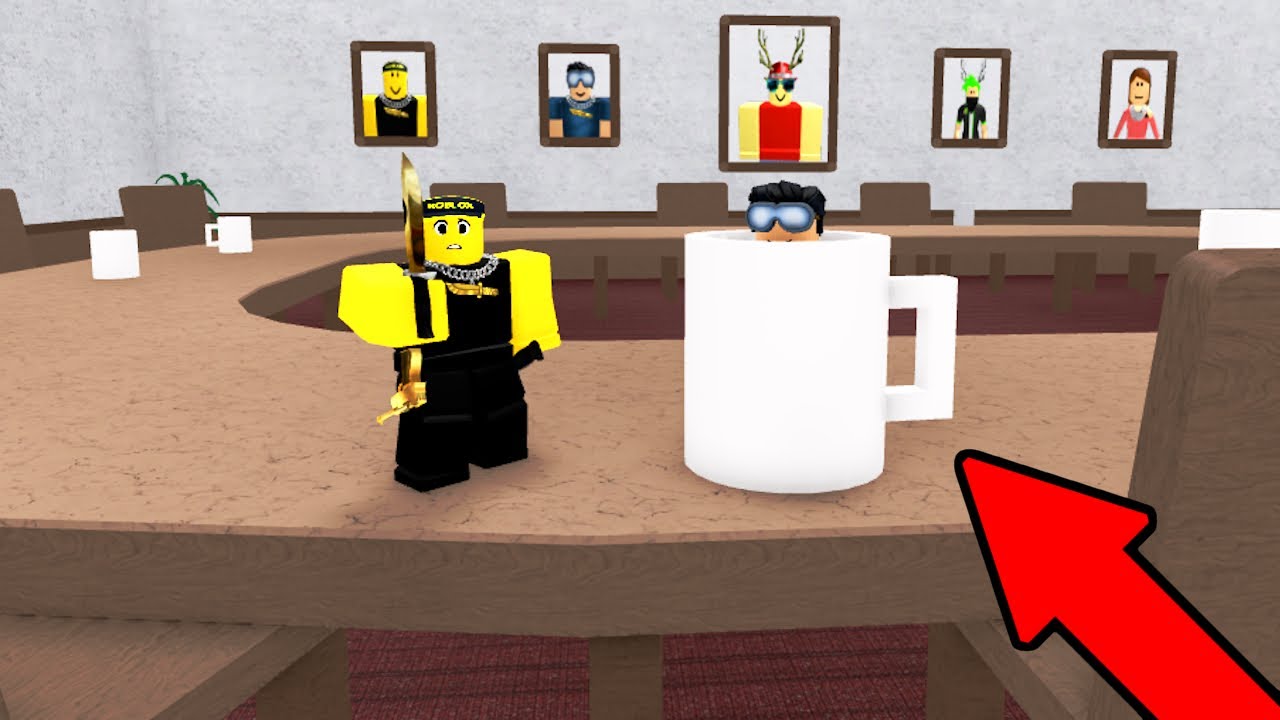Huge Map HIDE and SEEK in Murder Mystery 2!