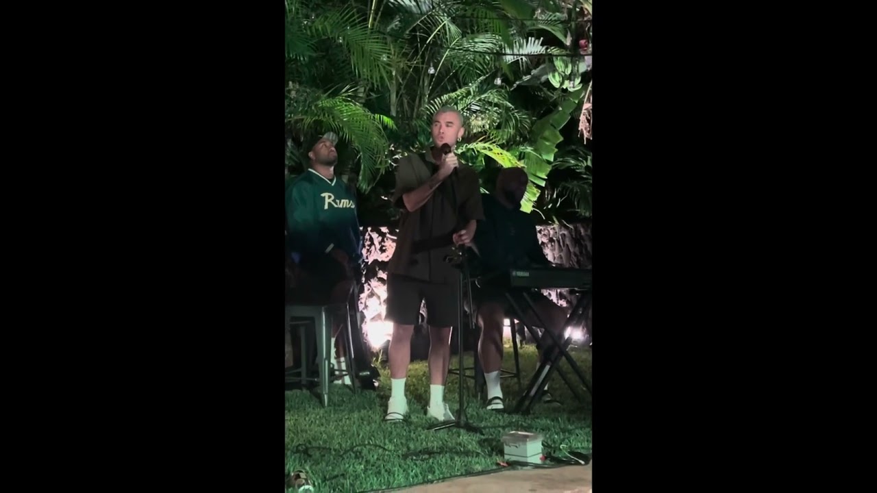 Stan Walker - He Kakano Ahau (Live in the backyard)