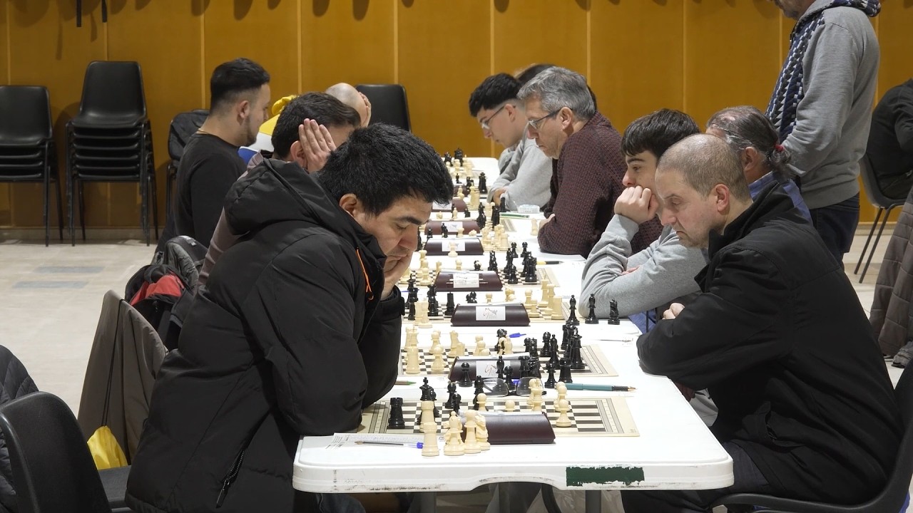 L'equip A del Vall del Tenes líder de la classificació