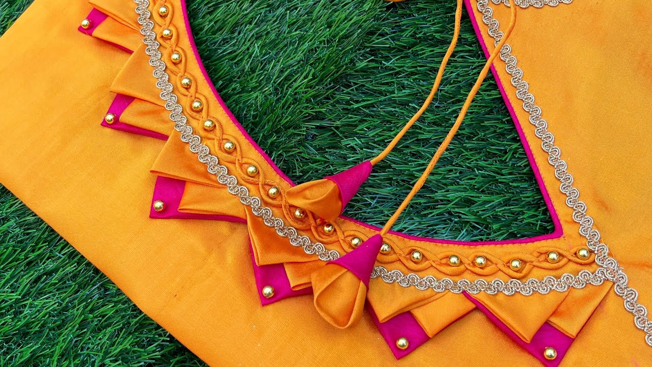 Model Blouse Design With Trigle