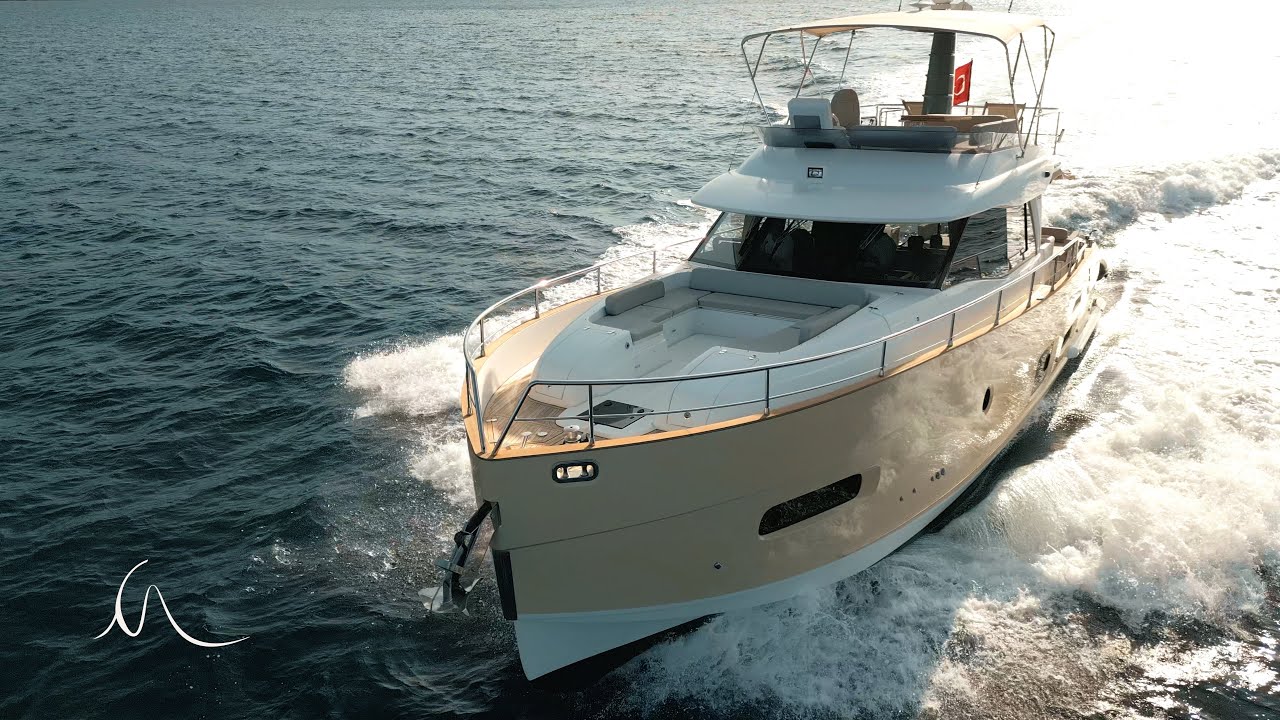Azimut Magellano 53 2017 -  Yacht For Sale | Mora Yachts