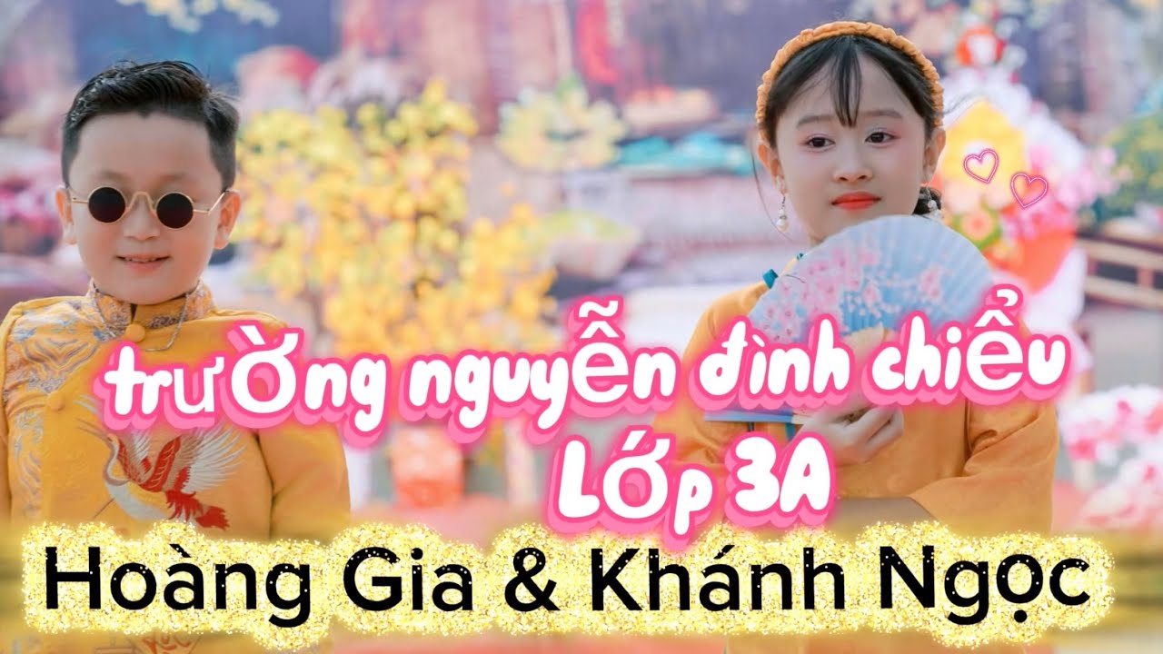 Hai người mẫu nhí đi biểu điển thời trang lớp 3A triệu view