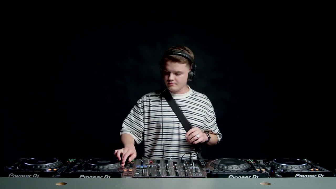 Circumference Guest Mix