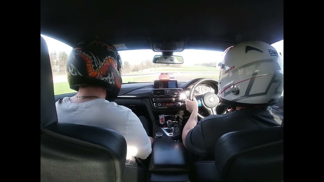 BMW M4 Shakedown at Donington Park, ft. x2 Gt4 RS's + Area Motorsport mk8 gti (guy is a hero) 