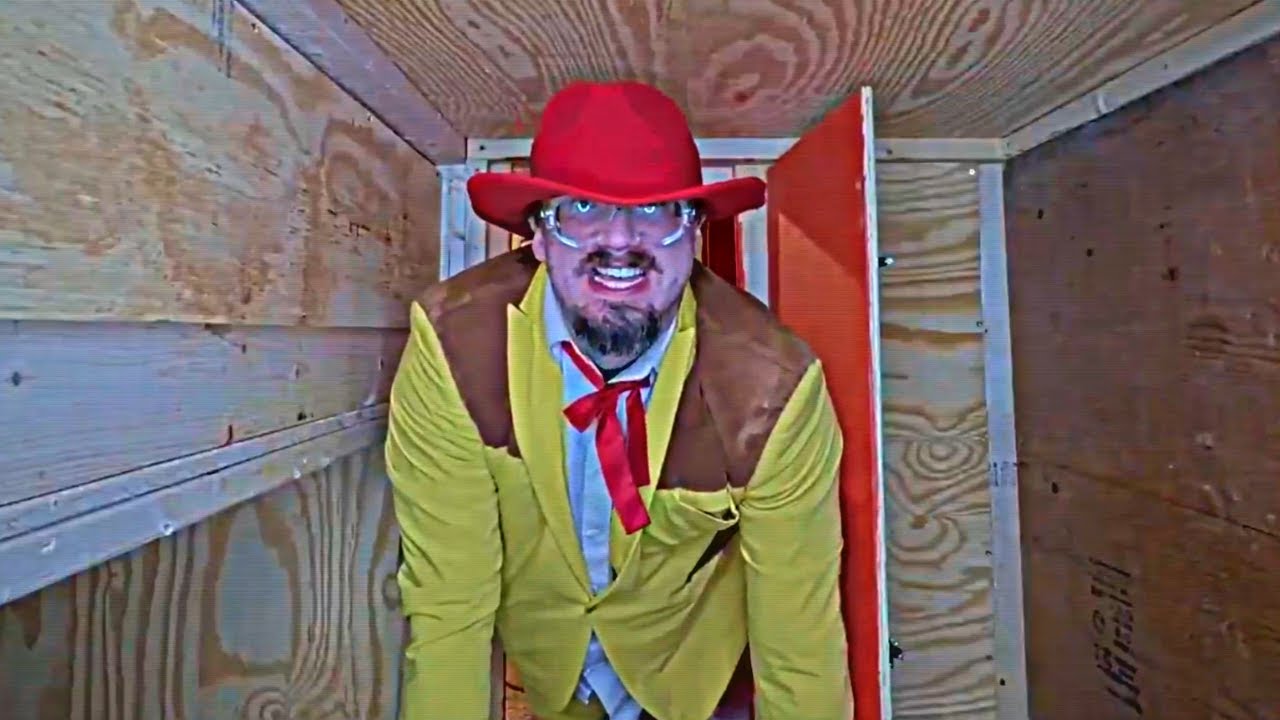 Jebediah Goldstriker [Sam Hyde] HILARIOUSLY Interrupts Trish During Confessional (Fishtank Season 2)