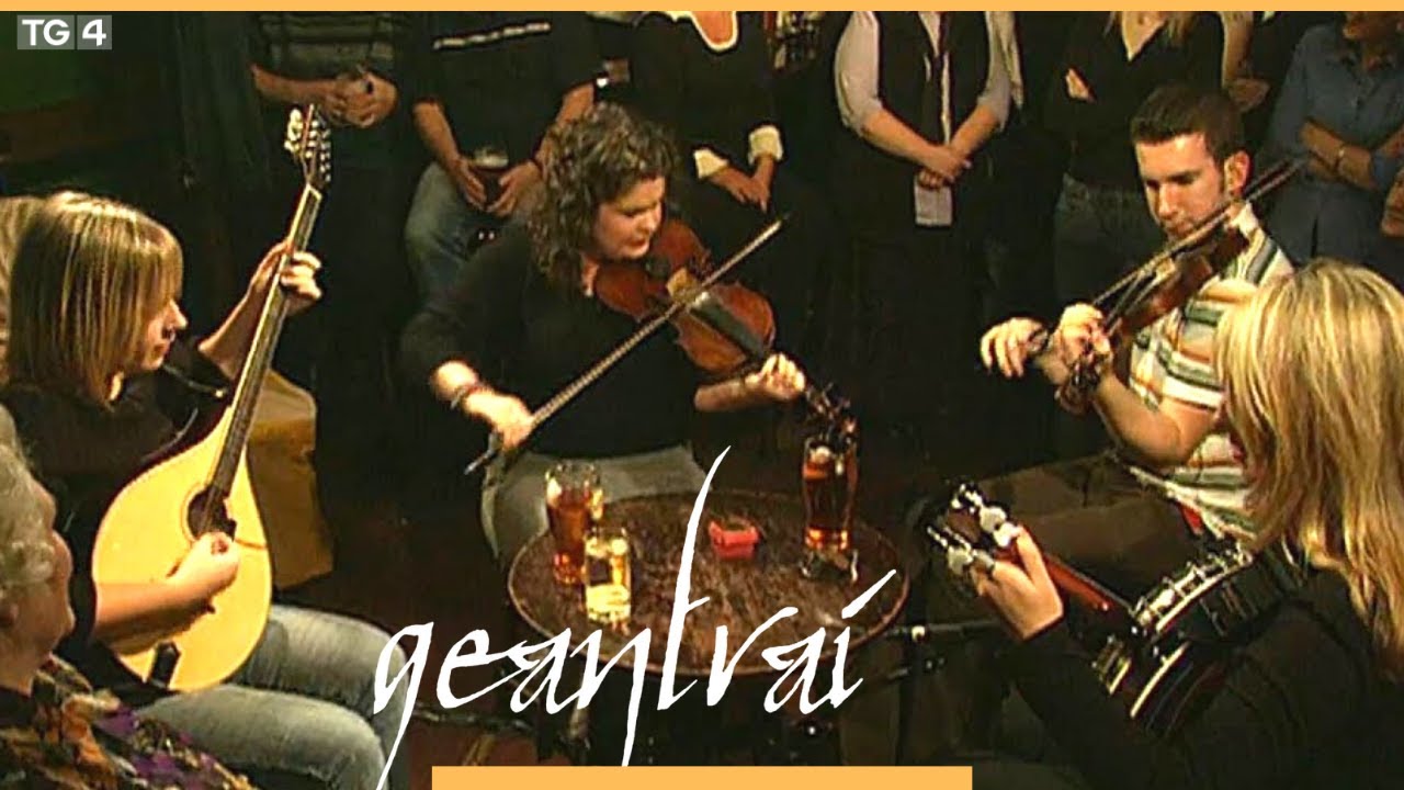 Katie Boyle, Celine Donoghue, Johnny Canning & Julia Reid |An Lismore, Glaschú | Geantraí |TG4
