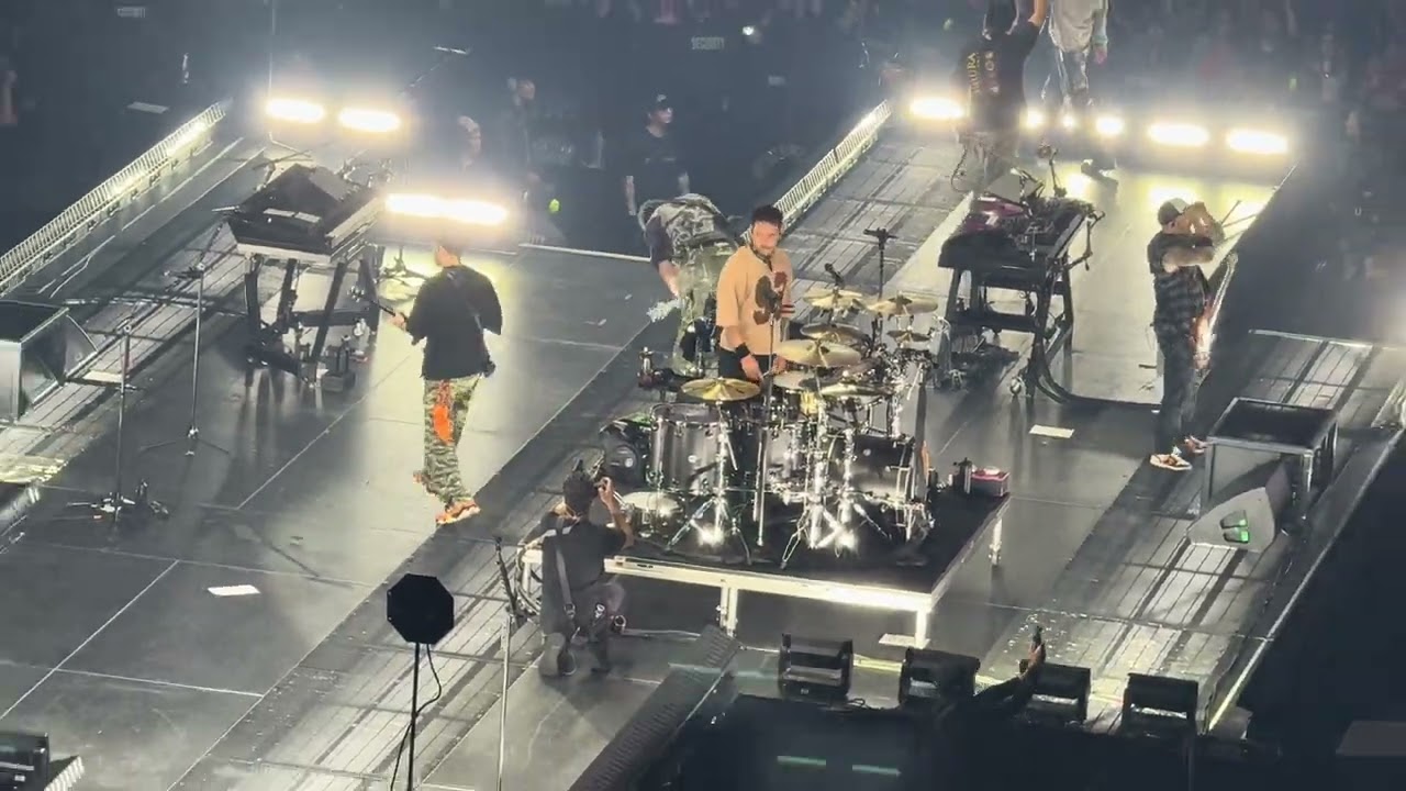 Faint - Linkin Park Live at Climate Pledge Arena in Seattle, Washington 9/24/2025
