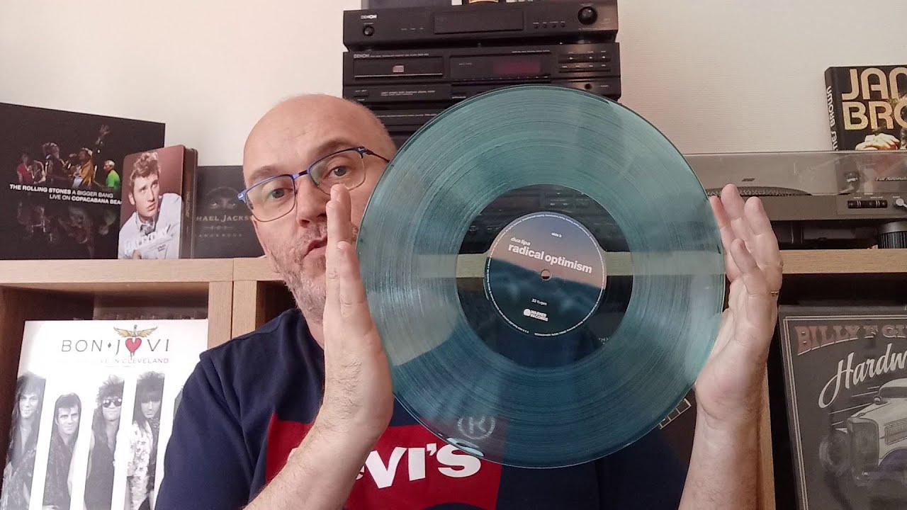 Retour Vide-greniers ! Multi collection, vinyles, cassettes, cds, dvd, livres et table de mixage