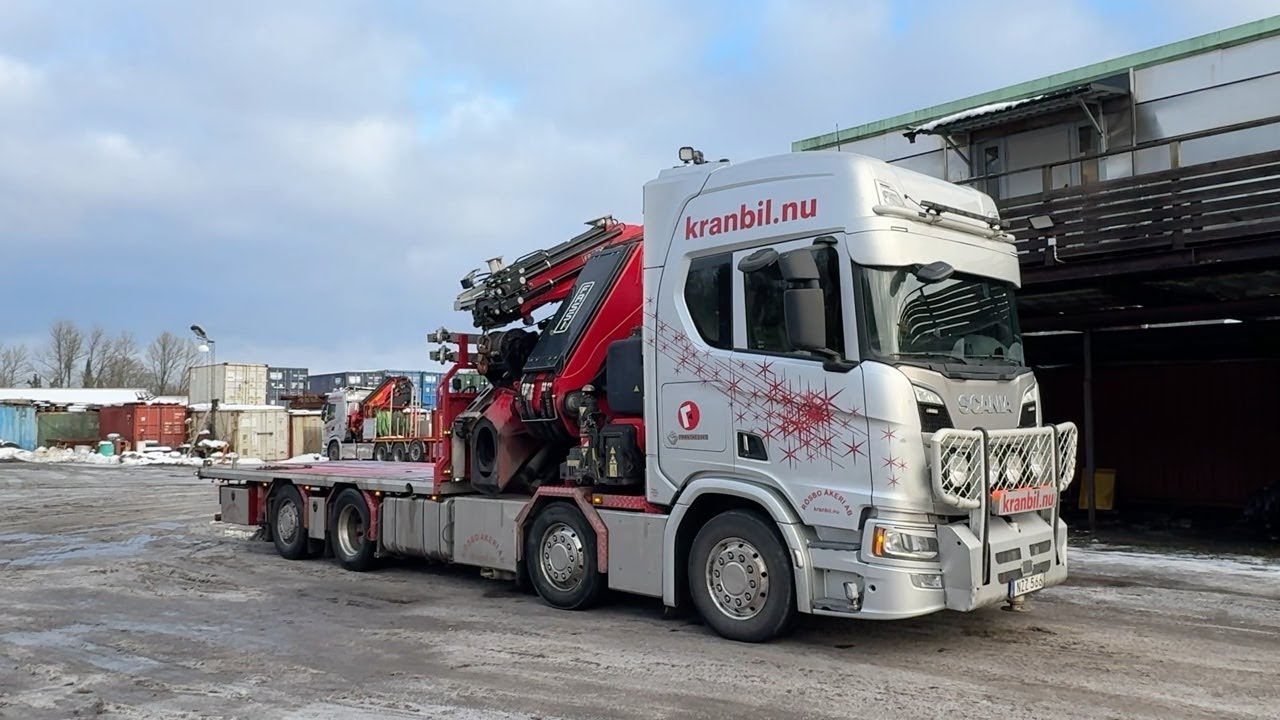 Köp Lastbil Scania R6508X2 med fassi kran på Klaravik