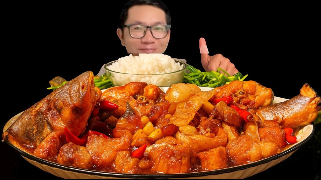 🤤 Cơm nhà cá basa kho tiêu + rau muống mà NGON QUÁ TRỜI! | Basa Fish Mukbang