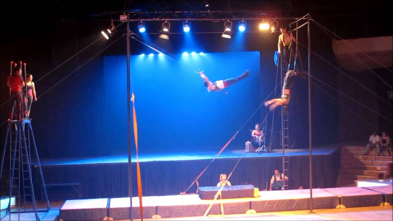 LAS HORAS DE VUELO EN EL PETIT VOLANT