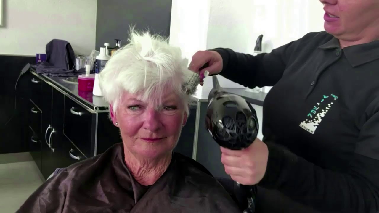 How to Blow dry short hair step by step
