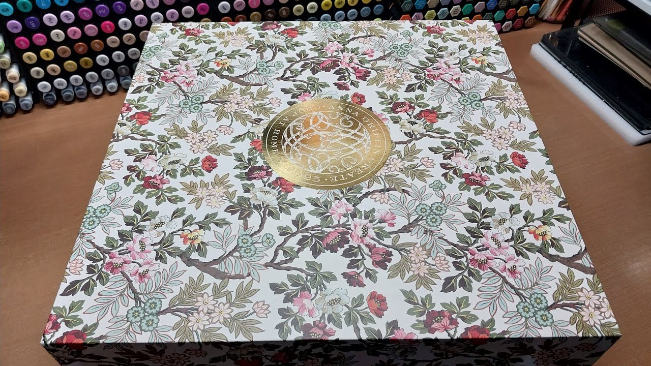 Anna Griffin crop at home 5 unboxing!!! It's pretty!!