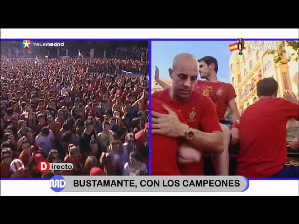 David Bustamante cantando para los campeones .Eurocopa 2012