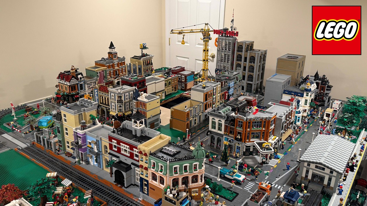 Changing the LEGO City downtown layout!