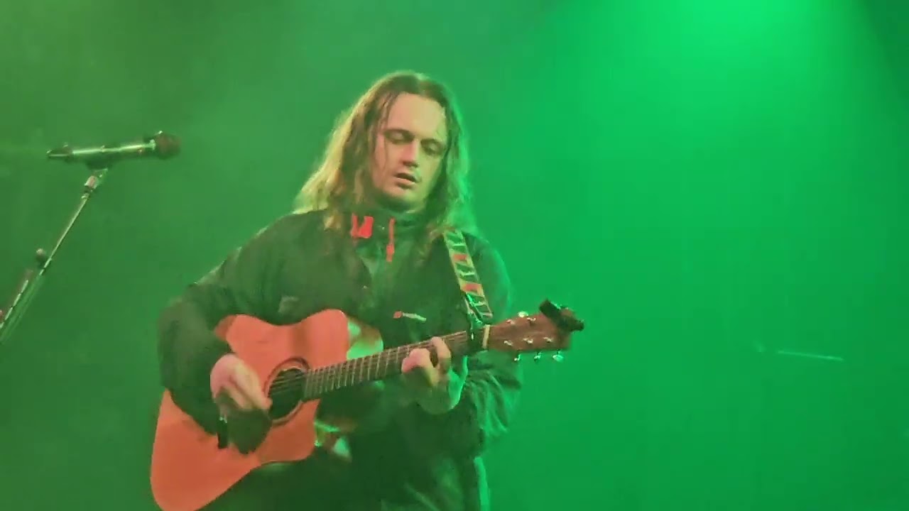Jamie Webster (Fairytale/Merry xmas) 02 Academy Liverpool. 16/12/23. vid by peter kevan.