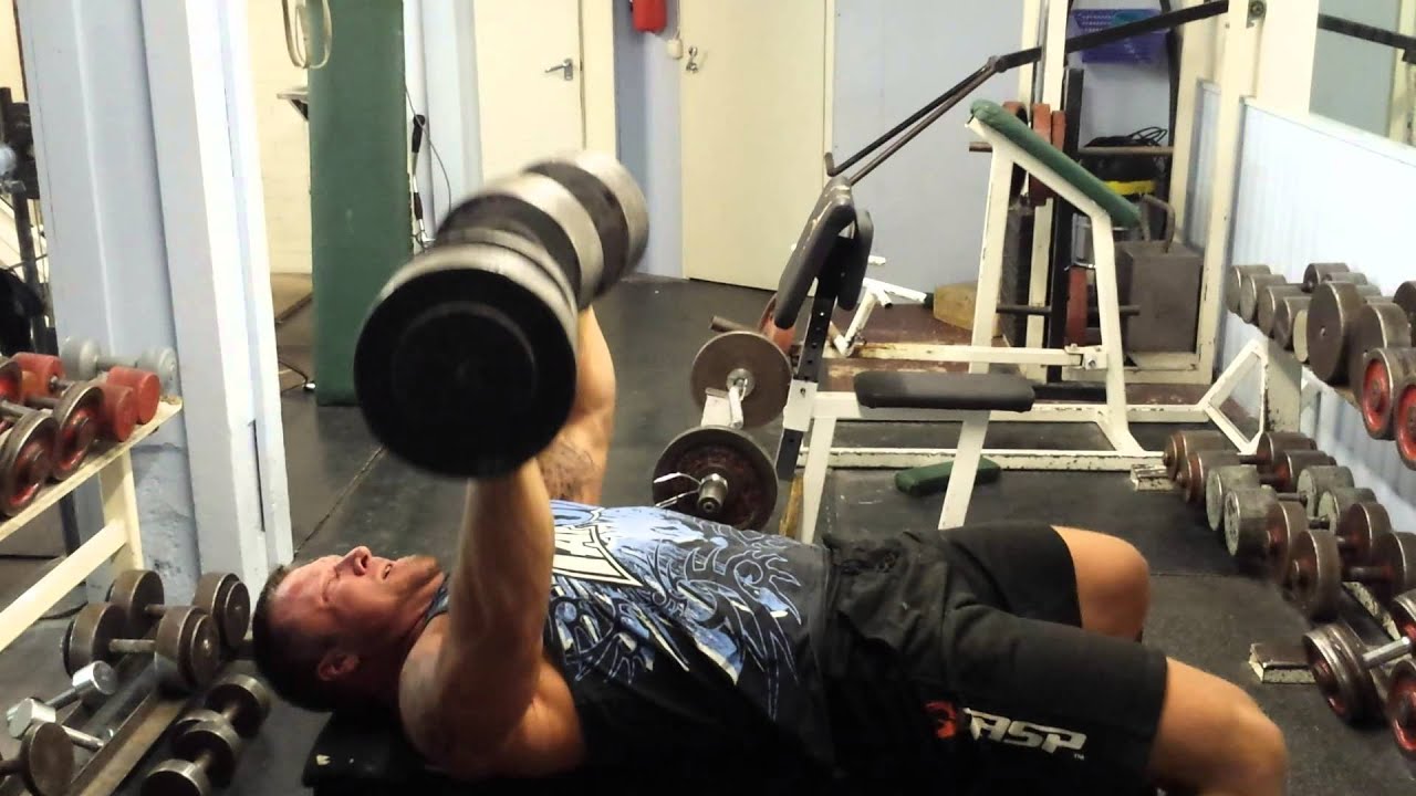 k&auml;sipaino penkki 72kg per k&auml;si dumbbell bench 72kg/hand