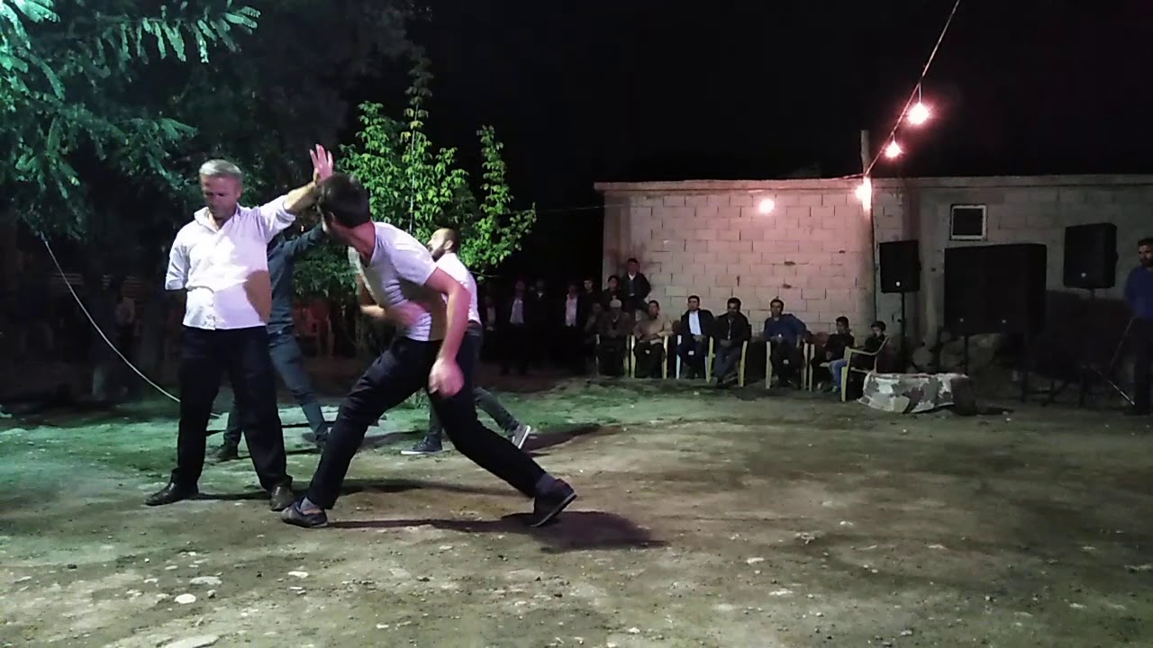 Muş korkut güneyik köyü düğünleri(xars)