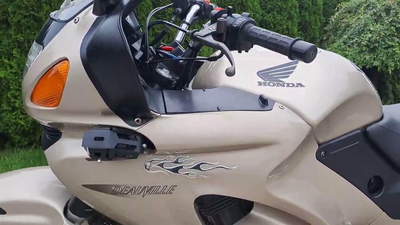 Honda ntv 650 z 2000 roku Bezwypadkowy tylko 54tys km w firmie Sylwmoto Iława tel 500134533