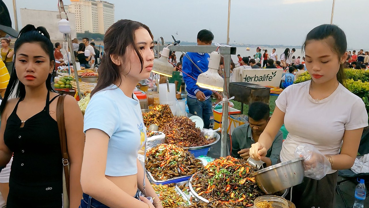 Phnom Penh Riverside Street Food and Nightlife Chaktomuk Walk Street 2026